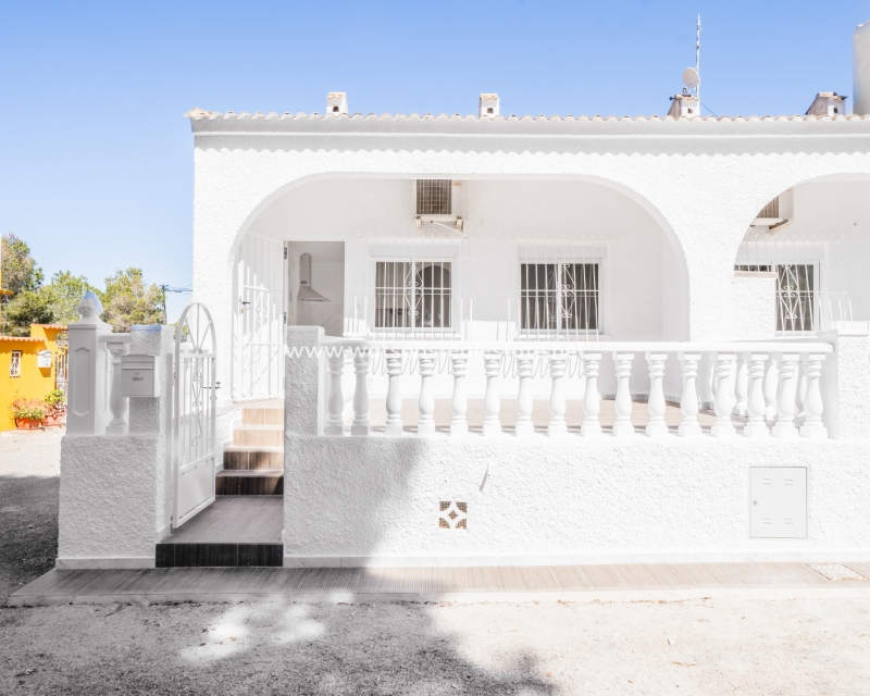 Maison mitoyenne à vendre à Alicante
