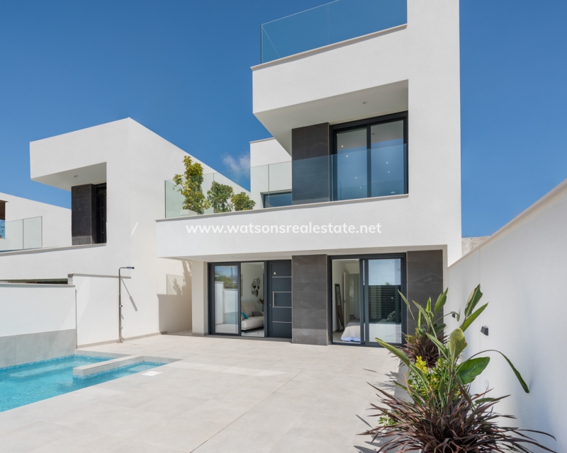 Villas en venta en Alicante