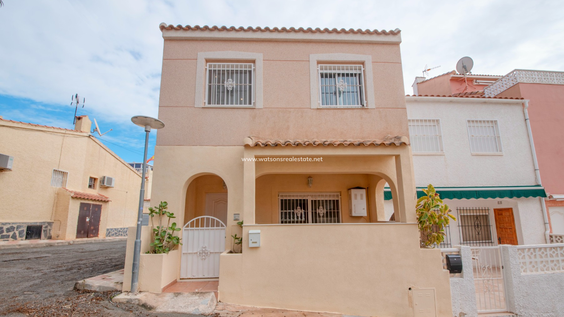 Adosado - Venta - Urb. La Marina - 5007