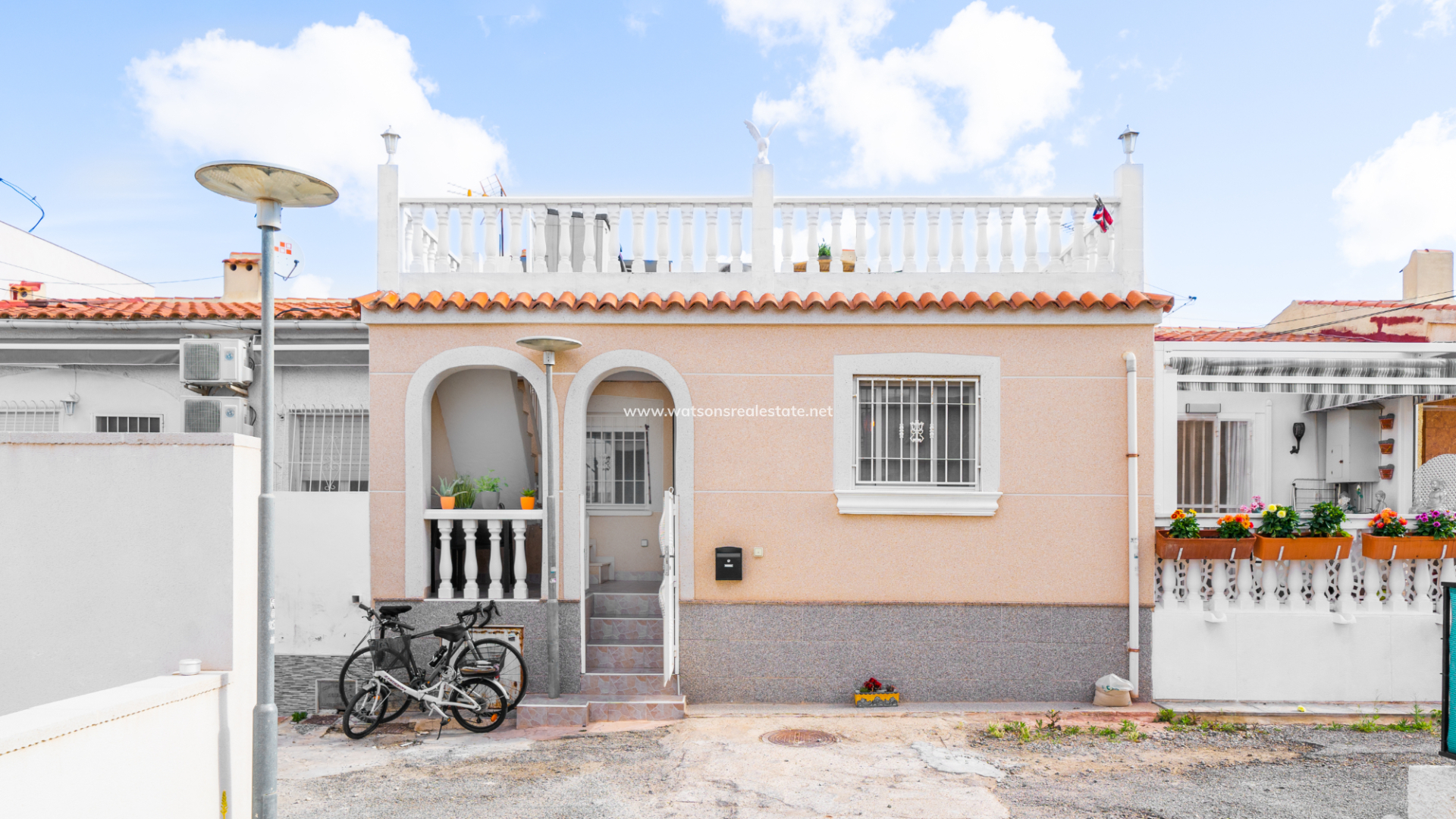 Adosado - Venta - Urb. La Marina - 5633