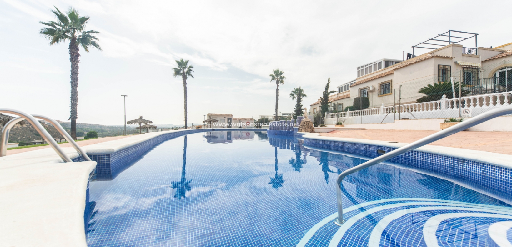 Apartment For Sale in Costa Blanca