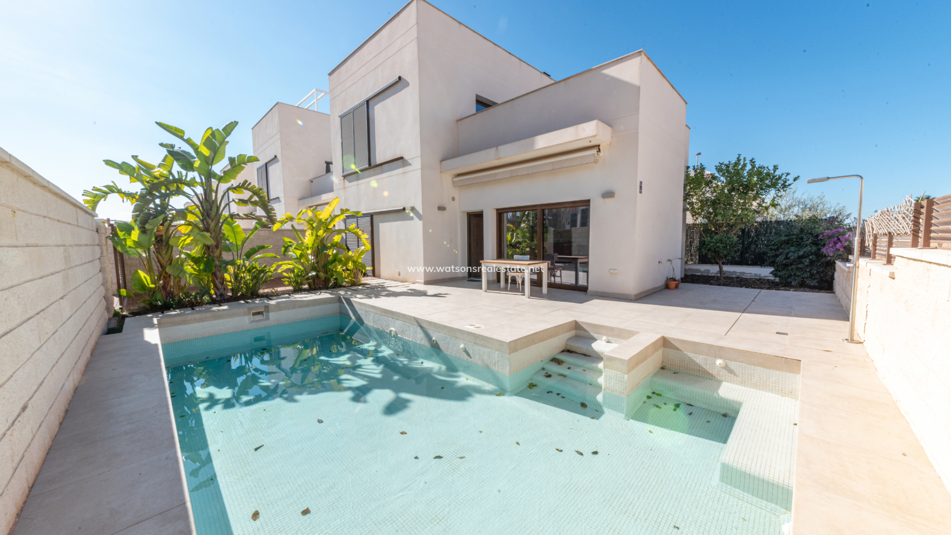 Chalet Independiente - Venta - Urb. El Oasis - La Marina - 5190