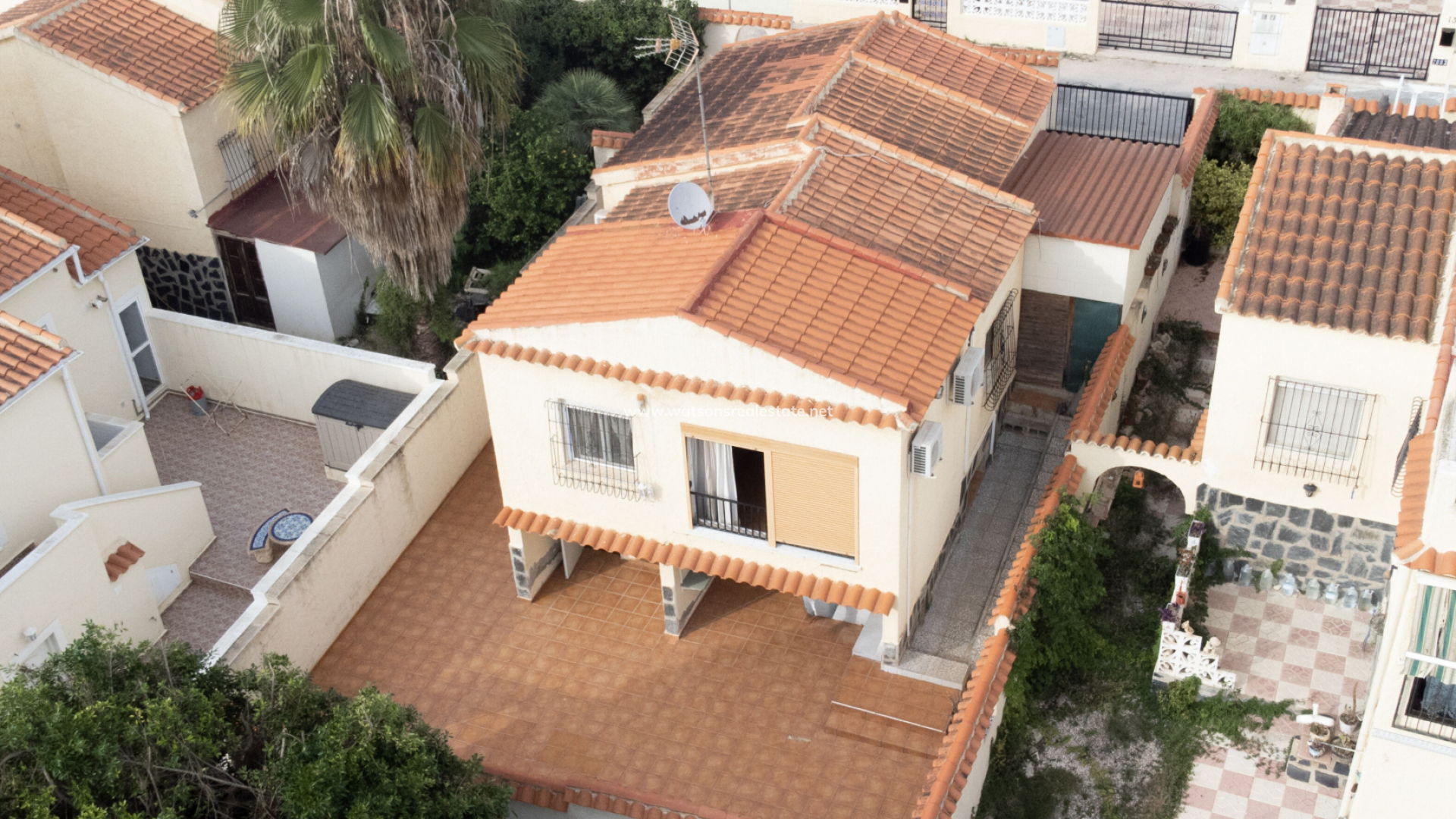 Chalet Independiente - Venta - Urb. La Marina - 5526