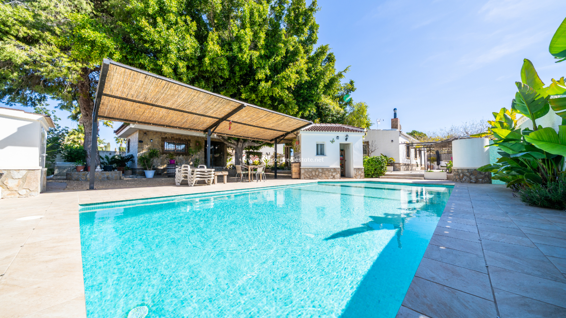 Chalet Independiente - Venta - Urb. La Marina - 5889