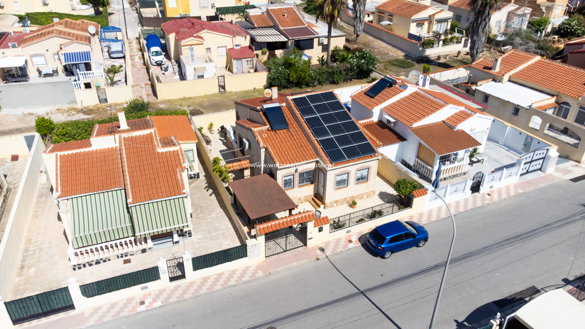 Chalet Independiente - Venta - Urb. La Marina - 6014