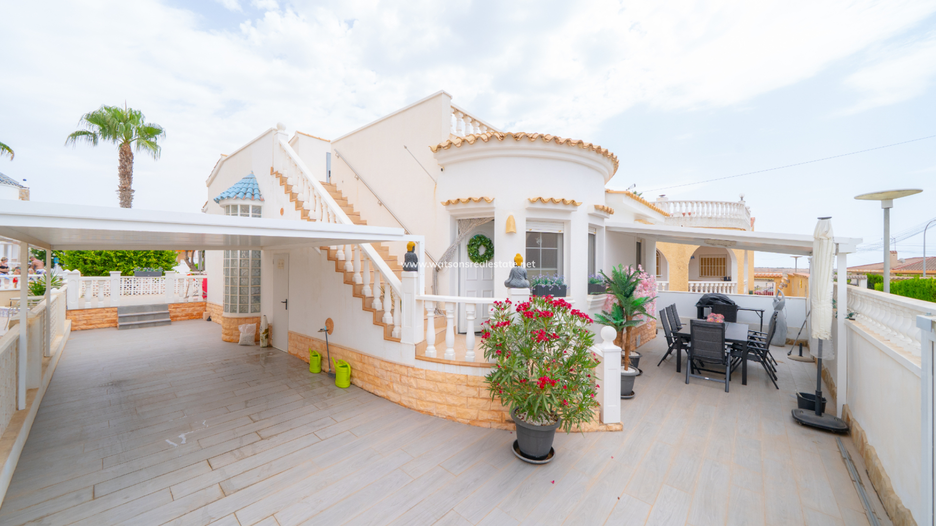 Chalet Independiente - Venta - Urb. La Marina - 6197