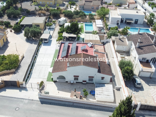 Chalet Independiente - Venta - Urb. La Marina - Urb. La Marina