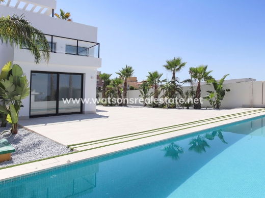 Detached - New Build - Urb. La Marina - Urb. La Marina