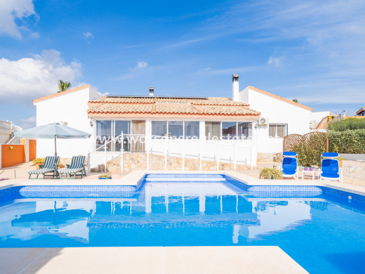 Detached - Resale - Urb. La Marina - Urb. La Marina