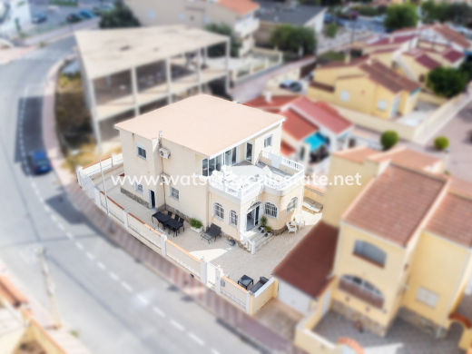 Detached - Resale - Urb. La Marina - Urb. La Marina