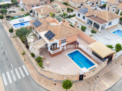 Detached - Resale - Urb. La Marina - Urb. La Marina