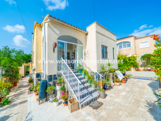 Detached - Resale - Urb. La Marina - Urb. La Marina
