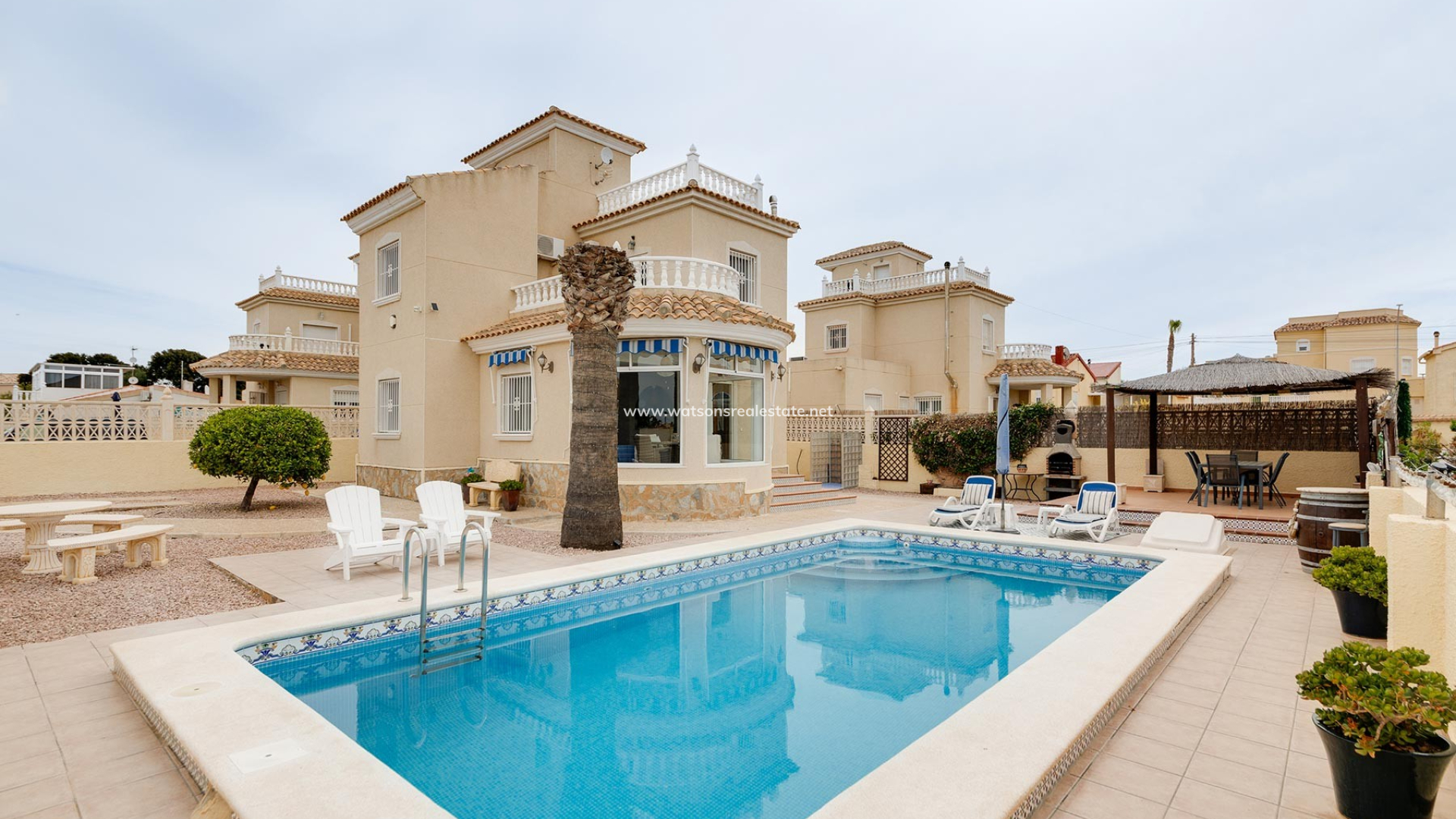 Freistendhe Villa - Resale - Urb. La Marina - 5765