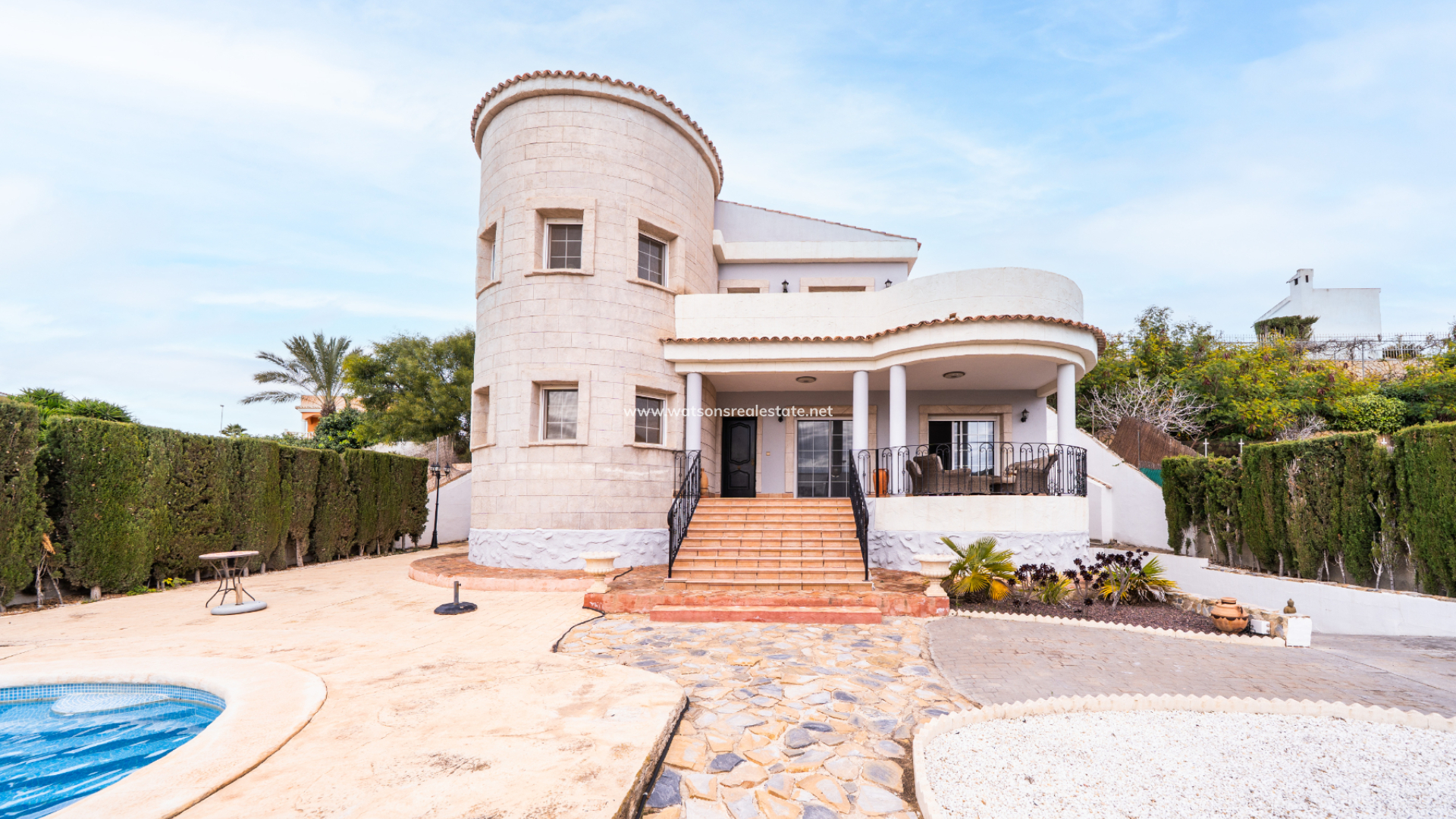 Freistendhe Villa - Resale - Urb. La Marina - 6106