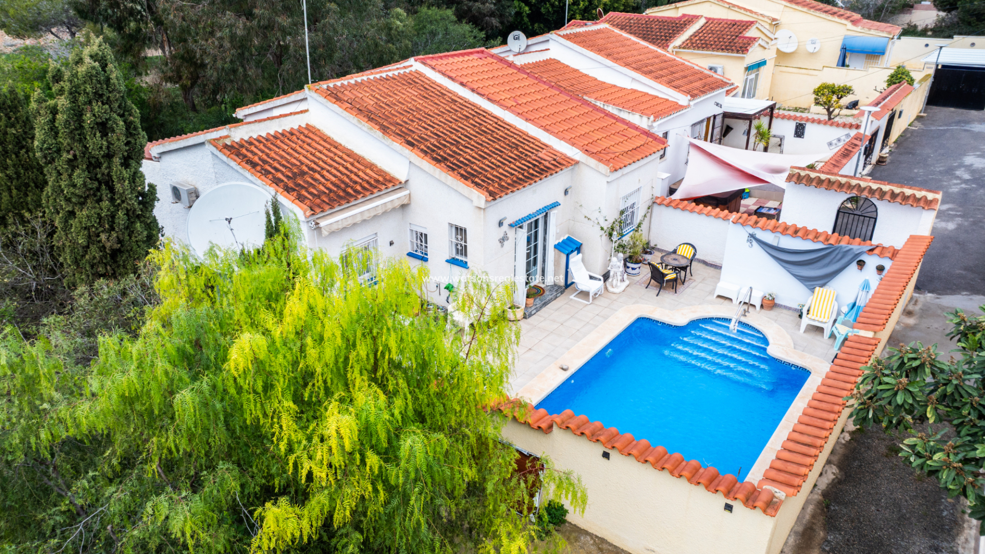 Freistendhe Villa - Resale - Urb. La Marina - 6107