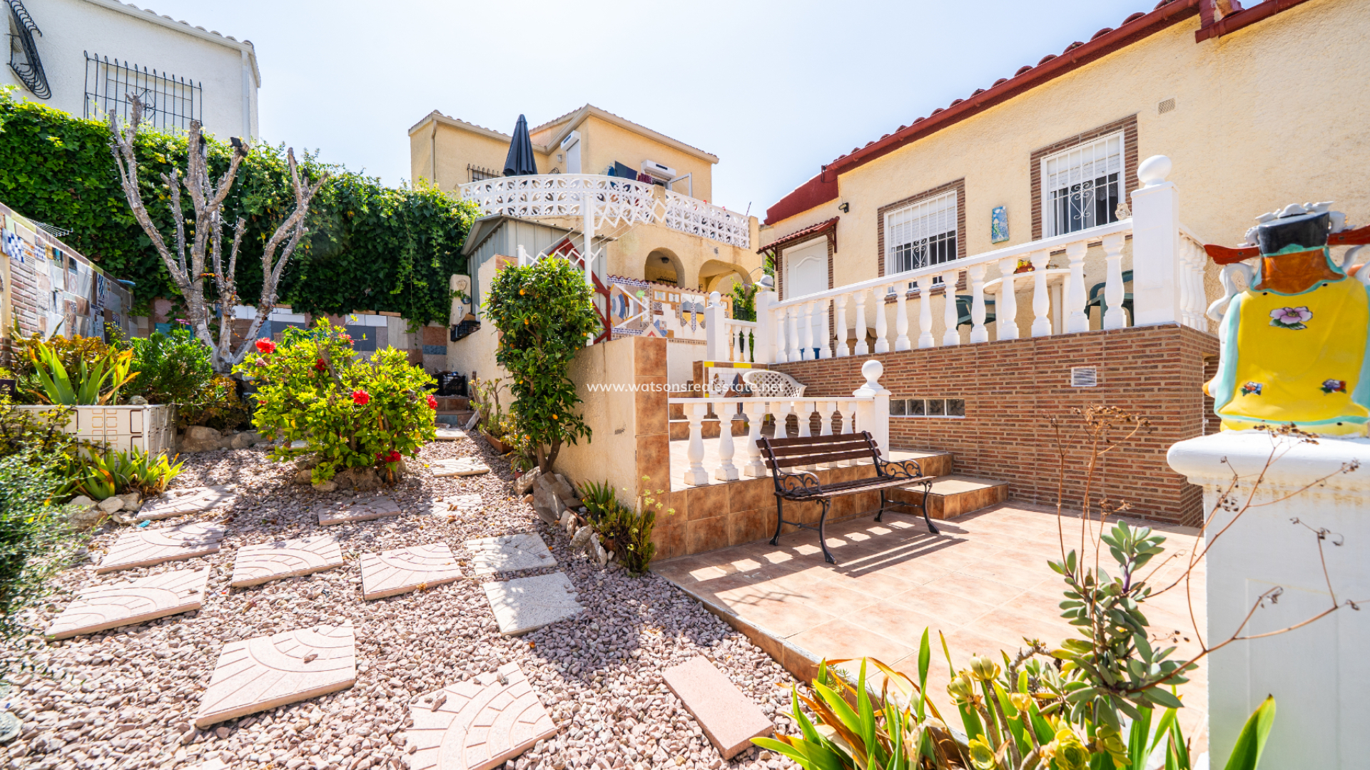 Freistendhe Villa - Resale - Urb. La Marina - 6190