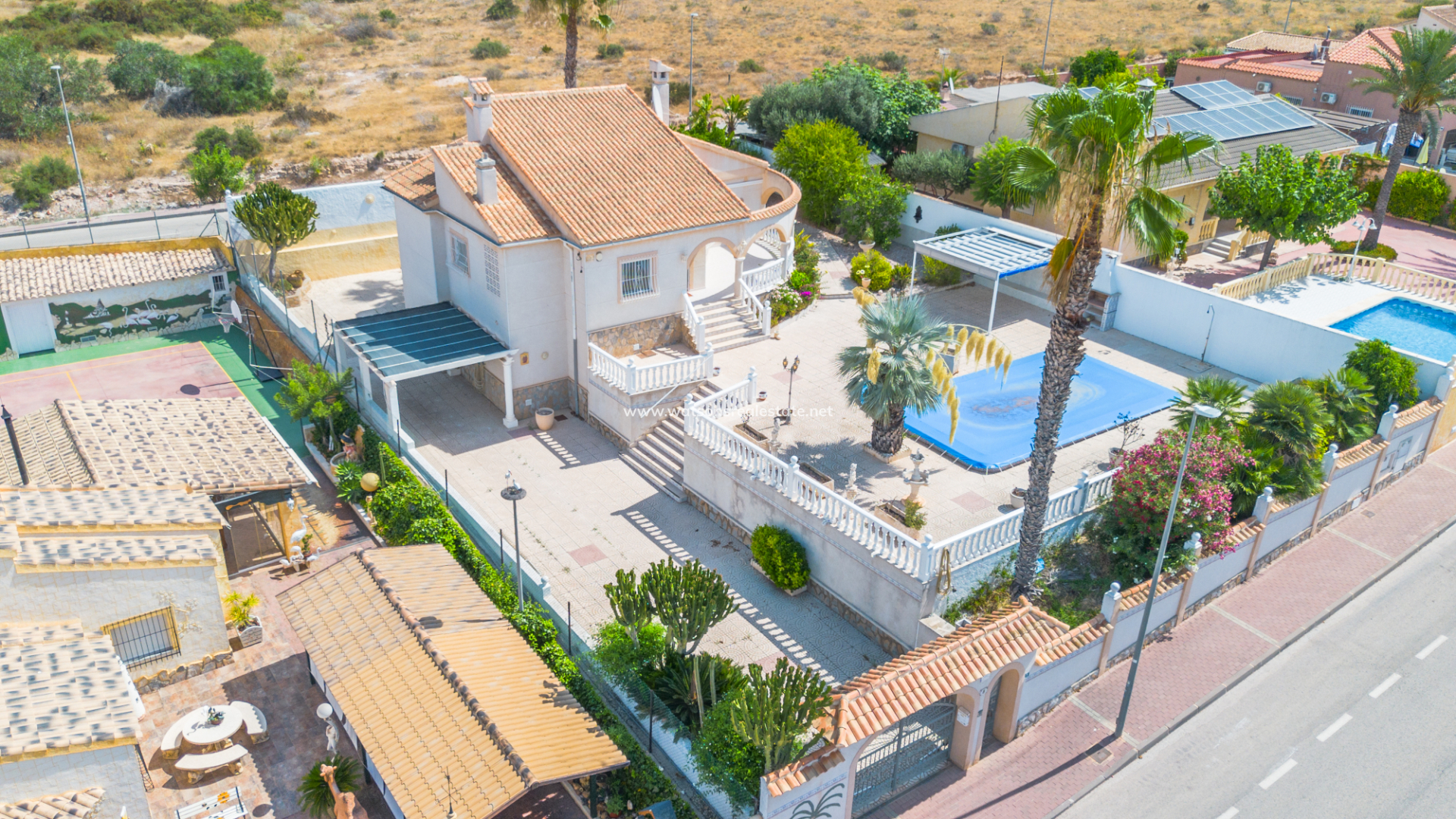 Freistendhe Villa - Resale - Urb. La Marina - 6194