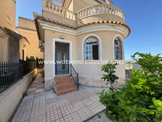 Freistendhe Villa · Resale · Urb. La Marina · Urb. La Marina