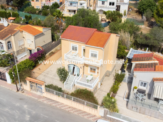 Freistendhe Villa - Resale - Urb. La Marina - Urb. La Marina