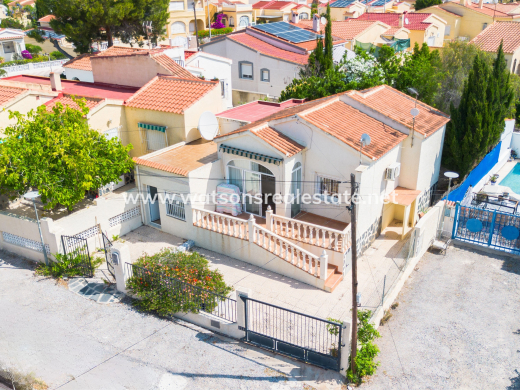 Freistendhe Villa · Resale · Urb. La Marina · Urb. La Marina