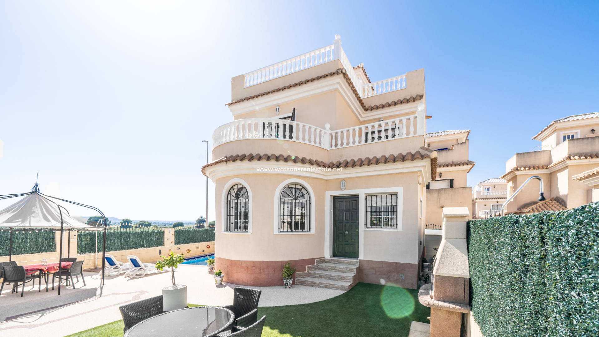 Fristaende Villa - Resale - Urb. El Oasis - La Marina - 5519
