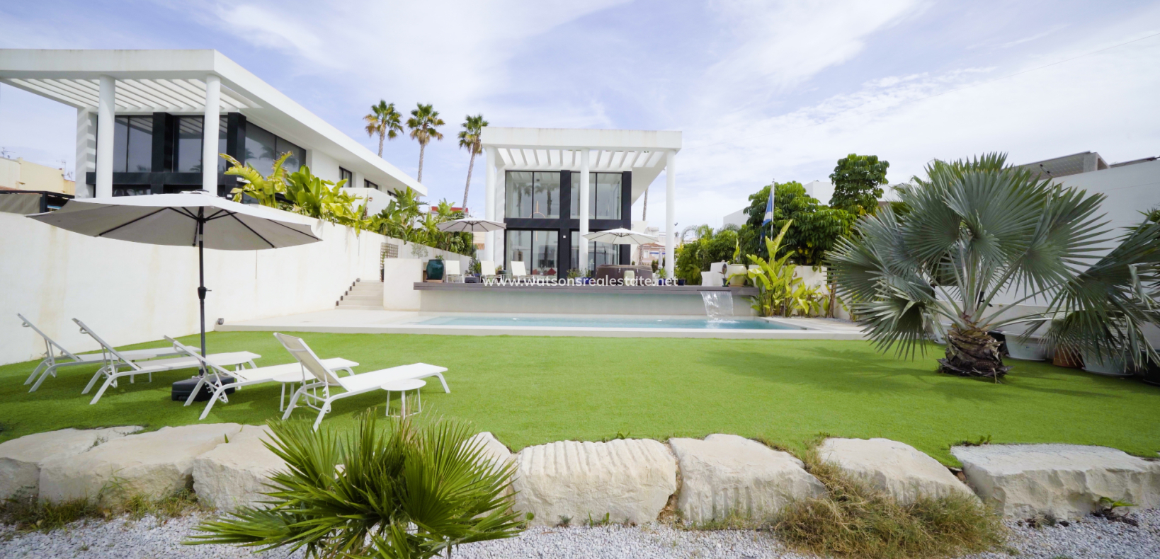 Fristaende Villa - Resale - Urb. La Marina - Urb. La Marina