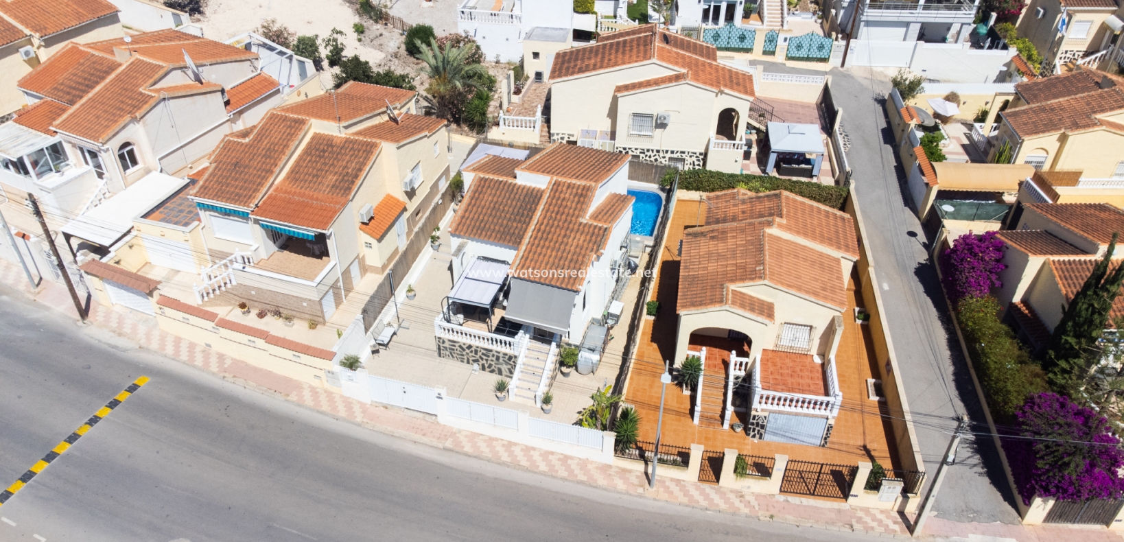 Fristående villa till salu i Costa Blanca