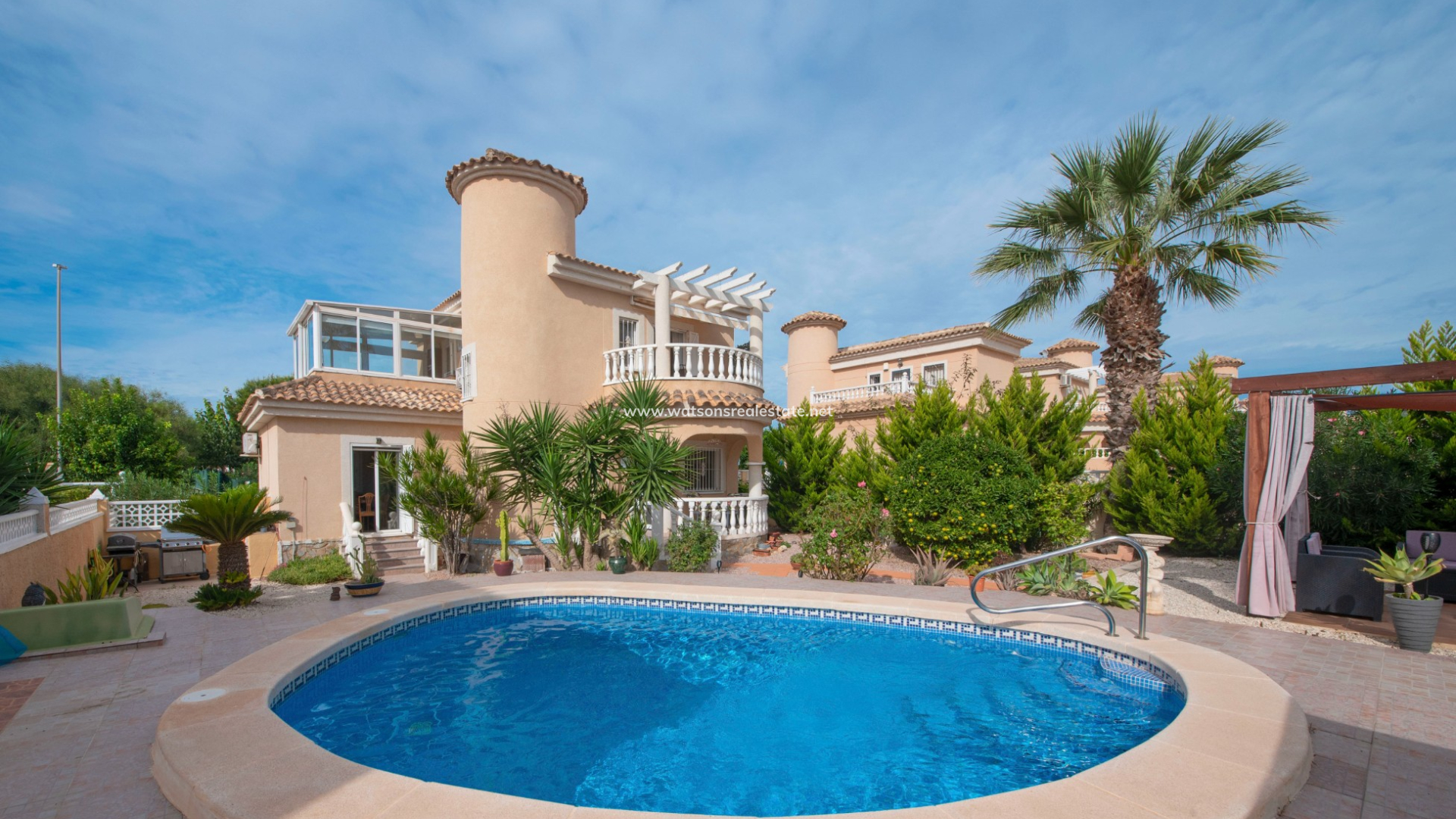 Maison Individuelle - Revente - Urb. La Marina - 4981