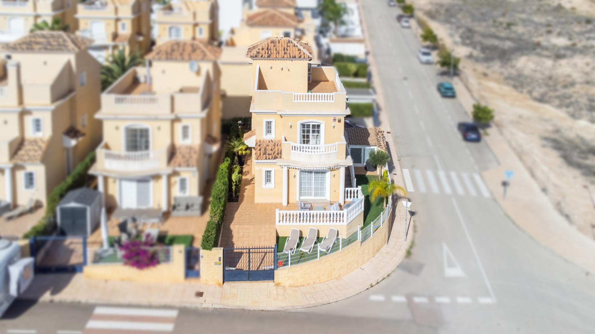 Maison Individuelle - Revente - Urb. La Marina - 5767