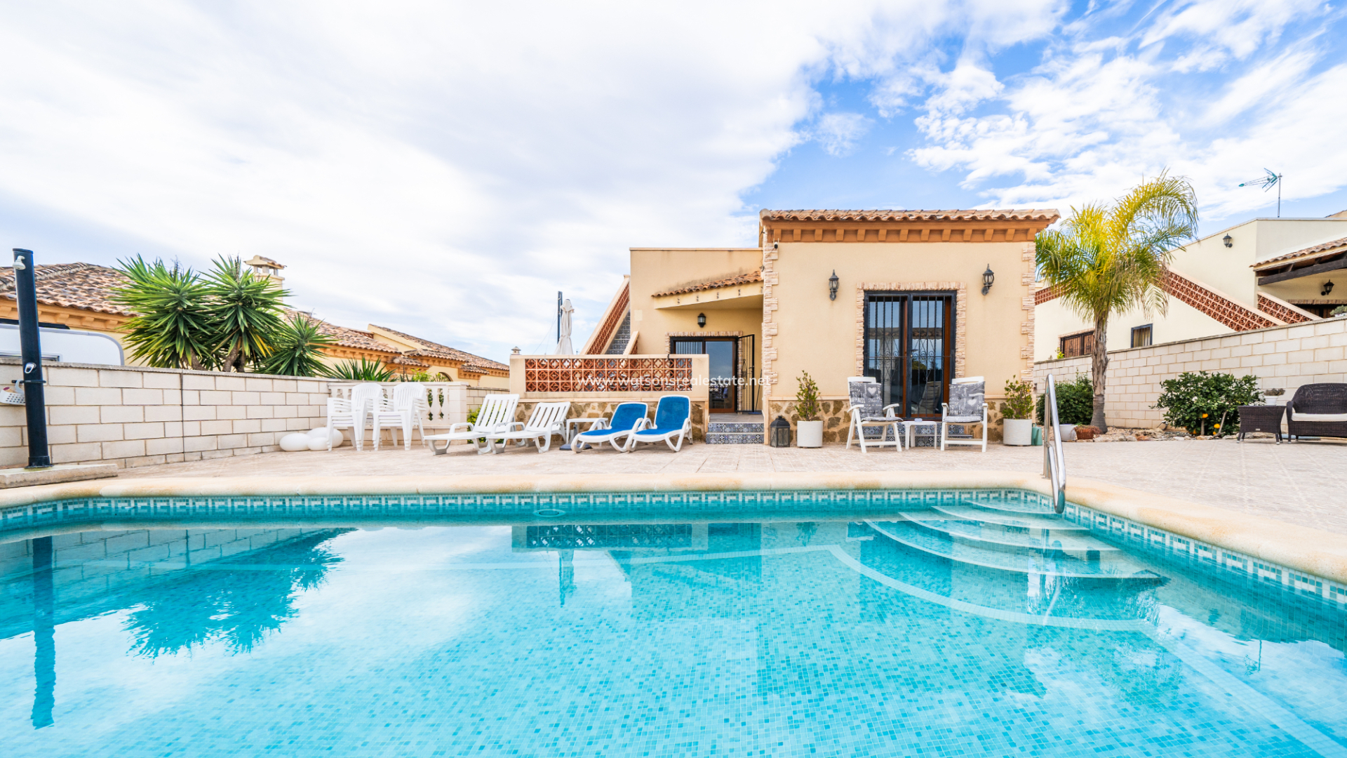 Maison Individuelle - Revente - Urb. La Marina - 5855