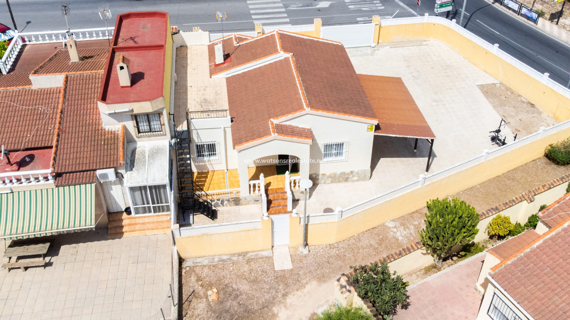 Maison Individuelle - Revente - Urb. La Marina - 6011