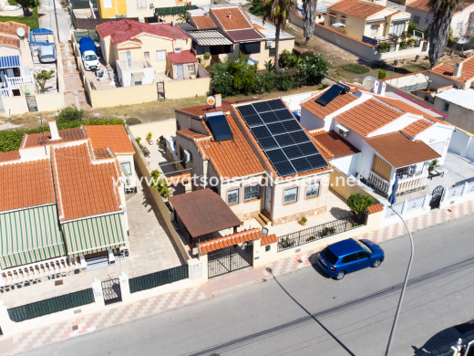 Maison Individuelle · Revente · Urb. La Marina · Urb. La Marina