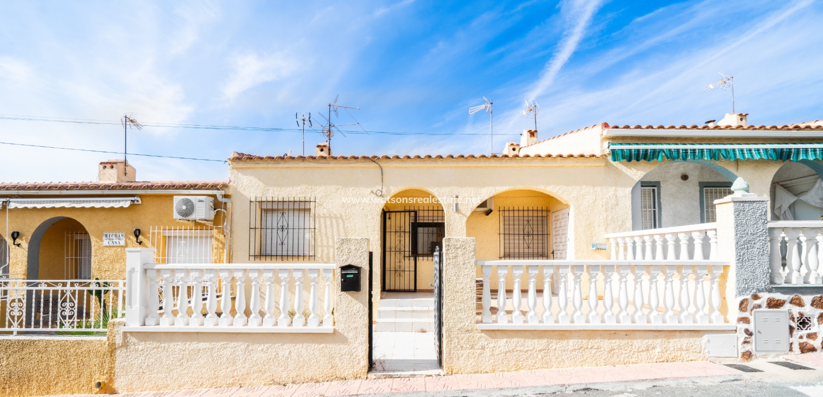 Maison mitoyenne à vendre à La Marina