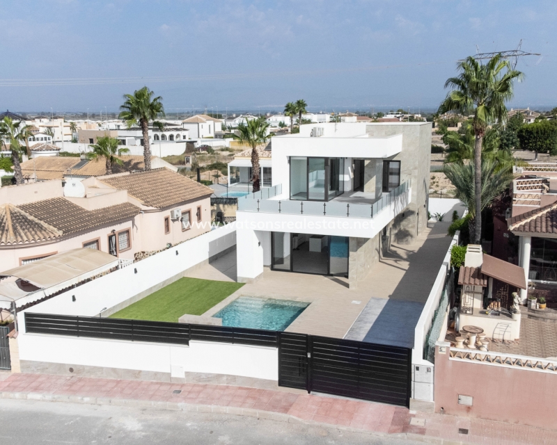 New Build - Detached - Urb. El Oasis - La Marina