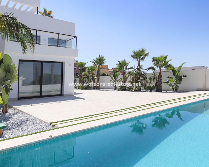 New Build - Detached - Urb. La Marina