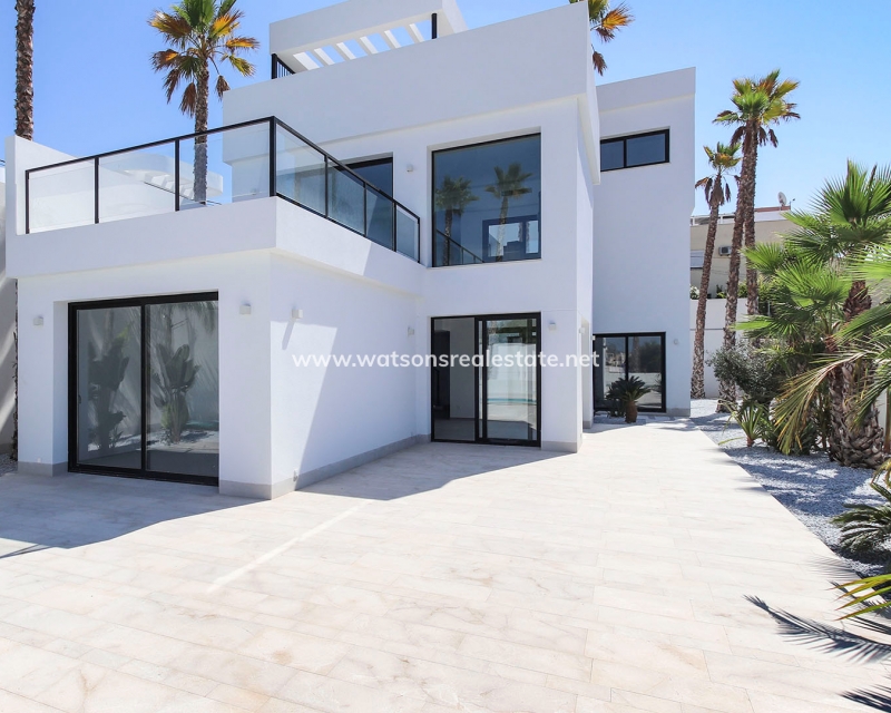 New Build - Detached - Urb. La Marina