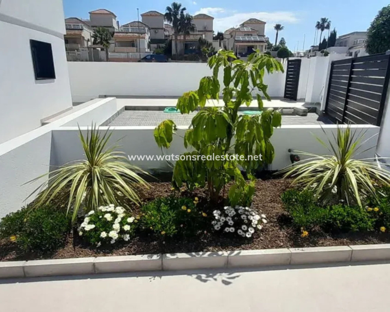 New Build - Detached - Urb. La Marina