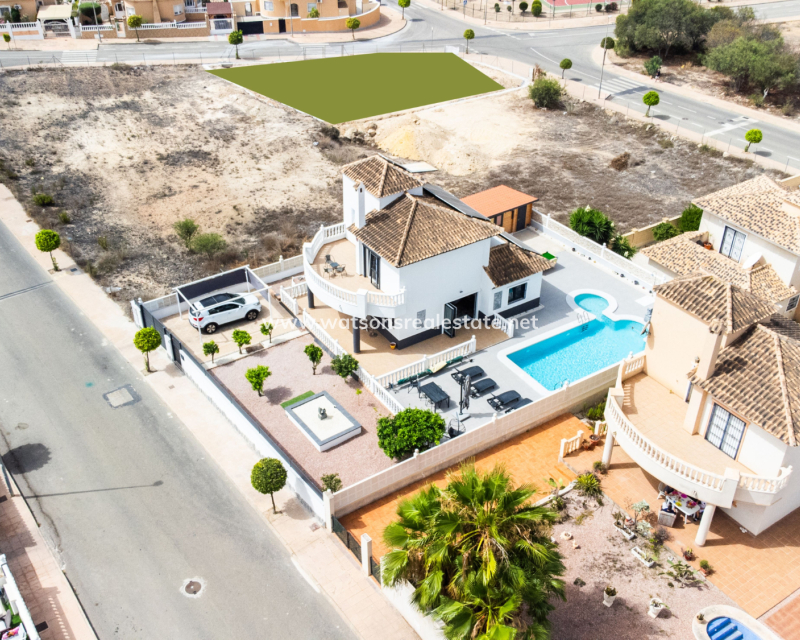 New Build - Detached - Urb. La Marina