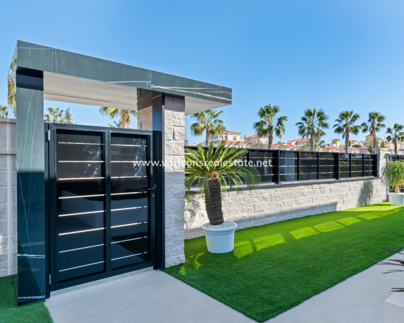 New Build - Freistendhe Villa - La Finca Golf