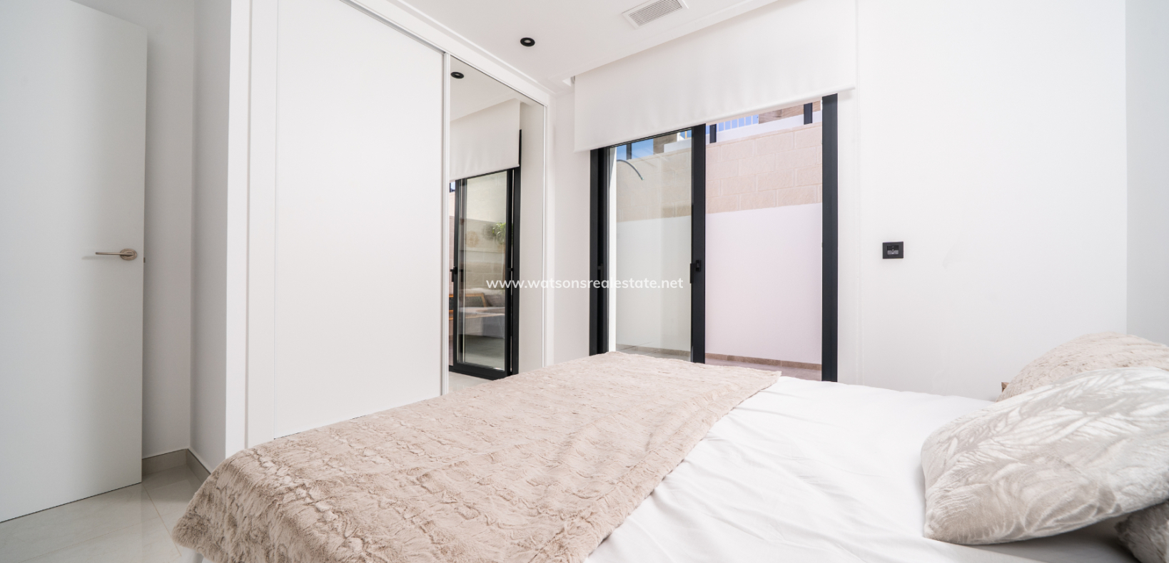 New Build - Fristaende Villa - Urb. La Marina