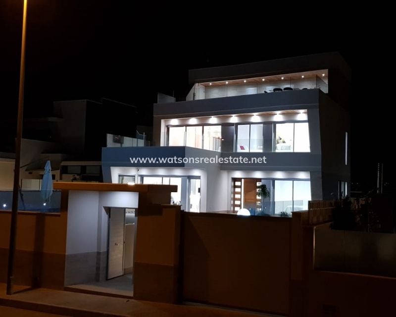 Nouvelle construction - Maison Individuelle - Alicante - Campoamor