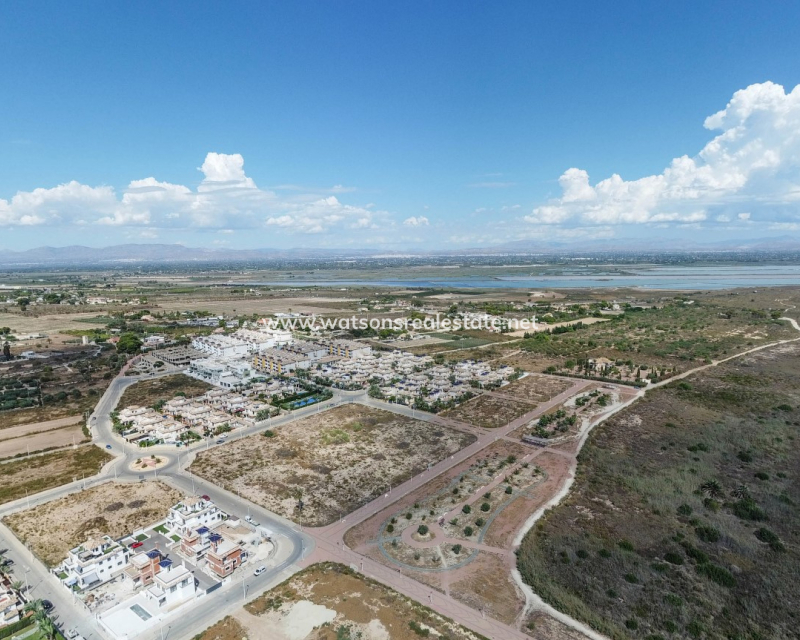 Nouvelle construction - Twee Onder Een Kap - El Pinet Beach