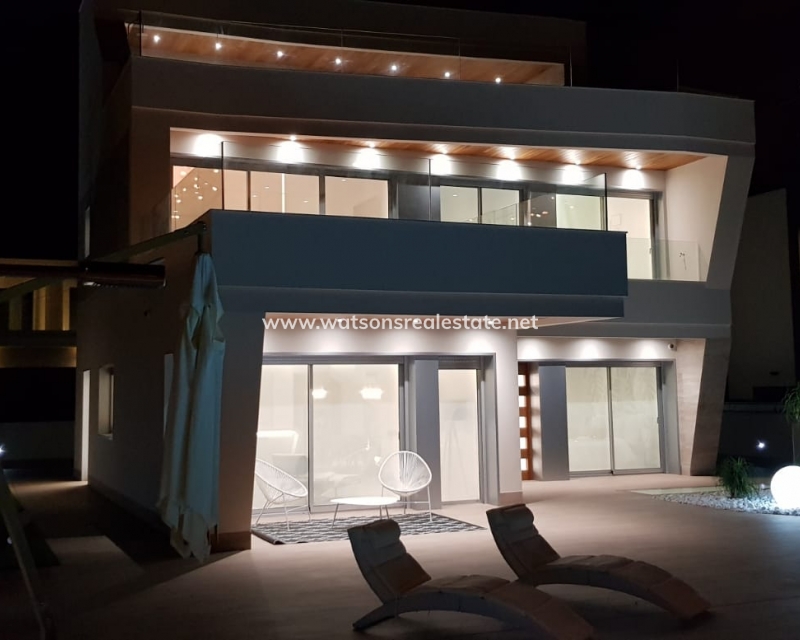 Nueva construcción  - Chalet Independiente - Alicante - Campoamor