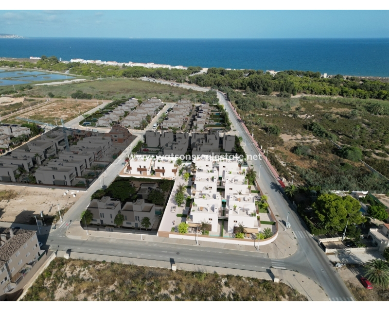 Nueva construcción  - Chalet Independiente - El Pinet Beach