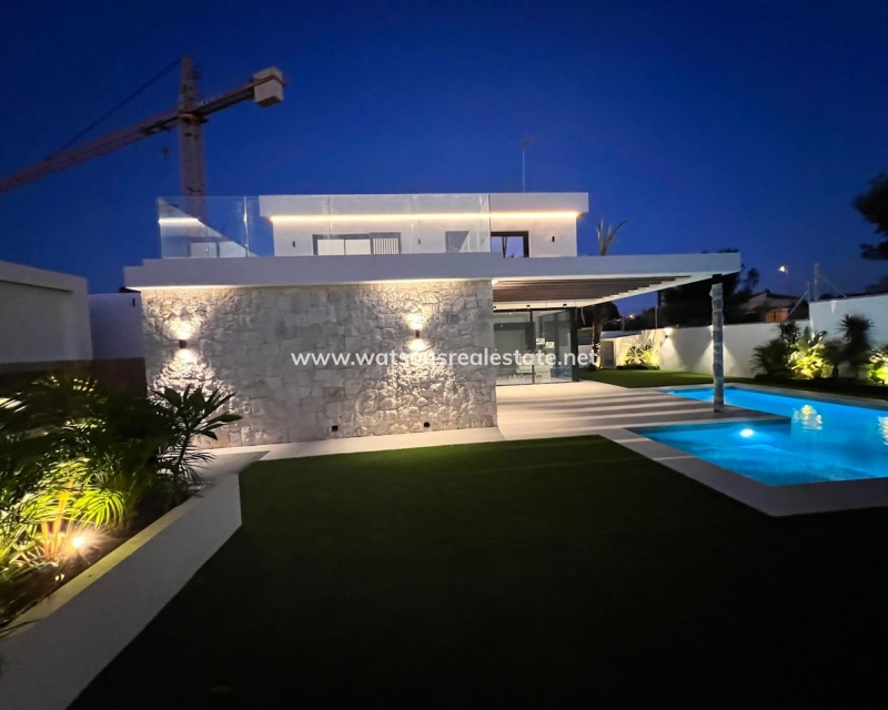 Nueva construcción  - Chalet Independiente - Orihuela Costa - Lomas De Cabo Roig