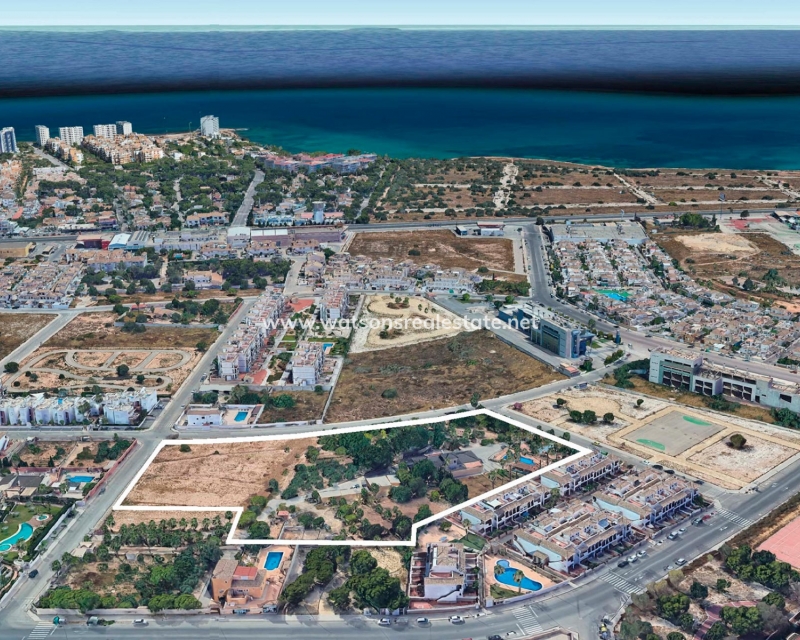 Nueva construcción  - Chalet Independiente - Orihuela  Costa - Punta Prima