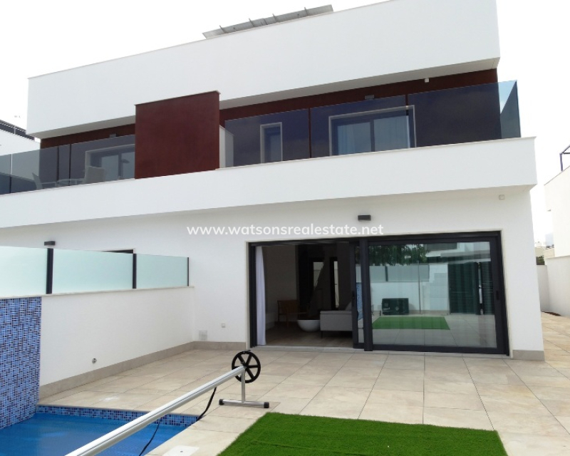 Nueva construcción  - Chalet Independiente - Pilar de la Horadada