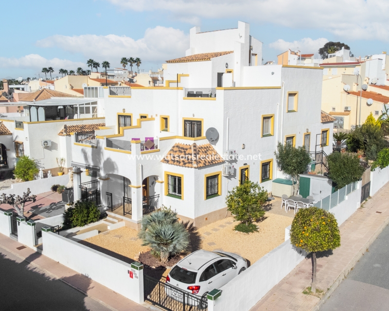 Quad Property for sale in Costa Blanca