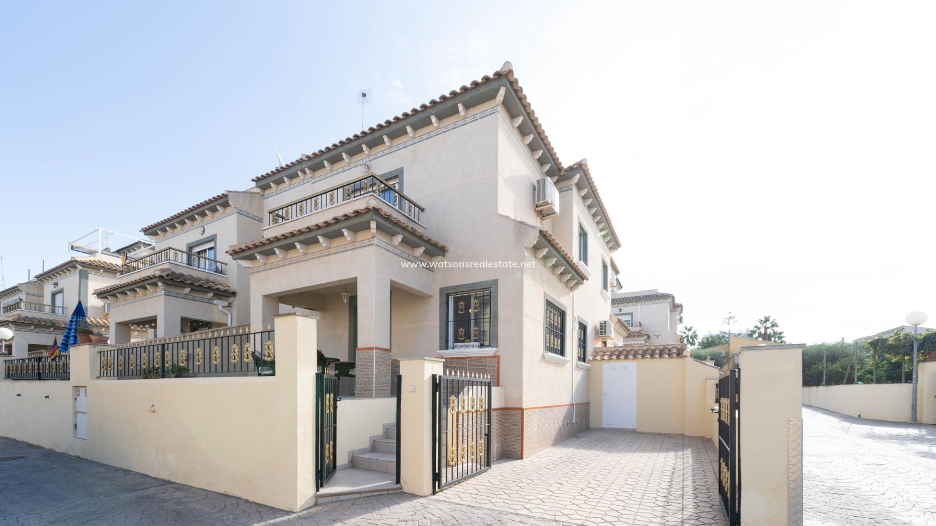 Quad - Resale - Urb. El Oasis - La Marina - 5505