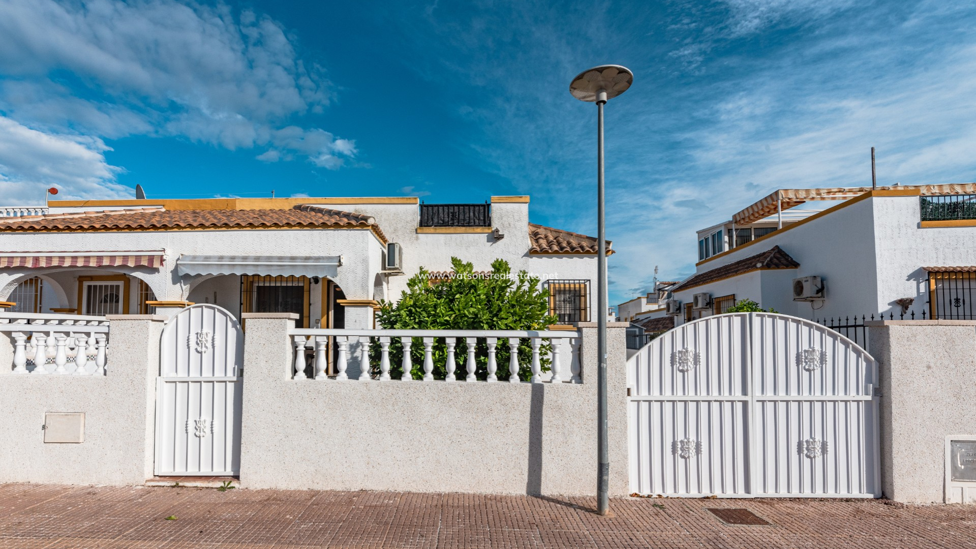 Quad - Resale - Urb. La Marina - 4989
